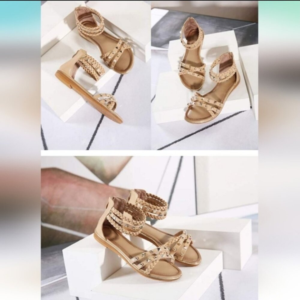 Sandals - Picture 5 of 10